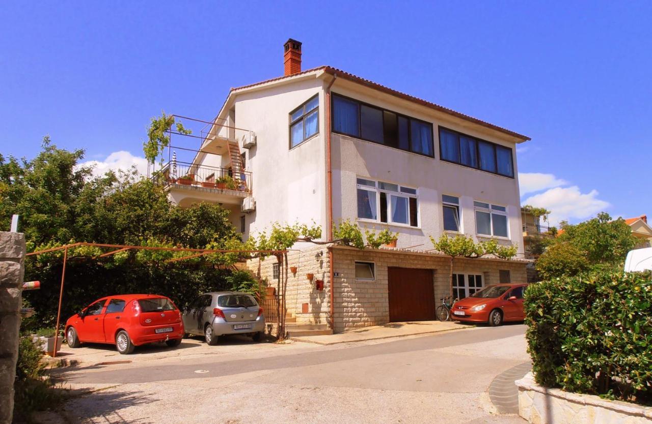 Apartments Bozica Krk Town Luaran gambar