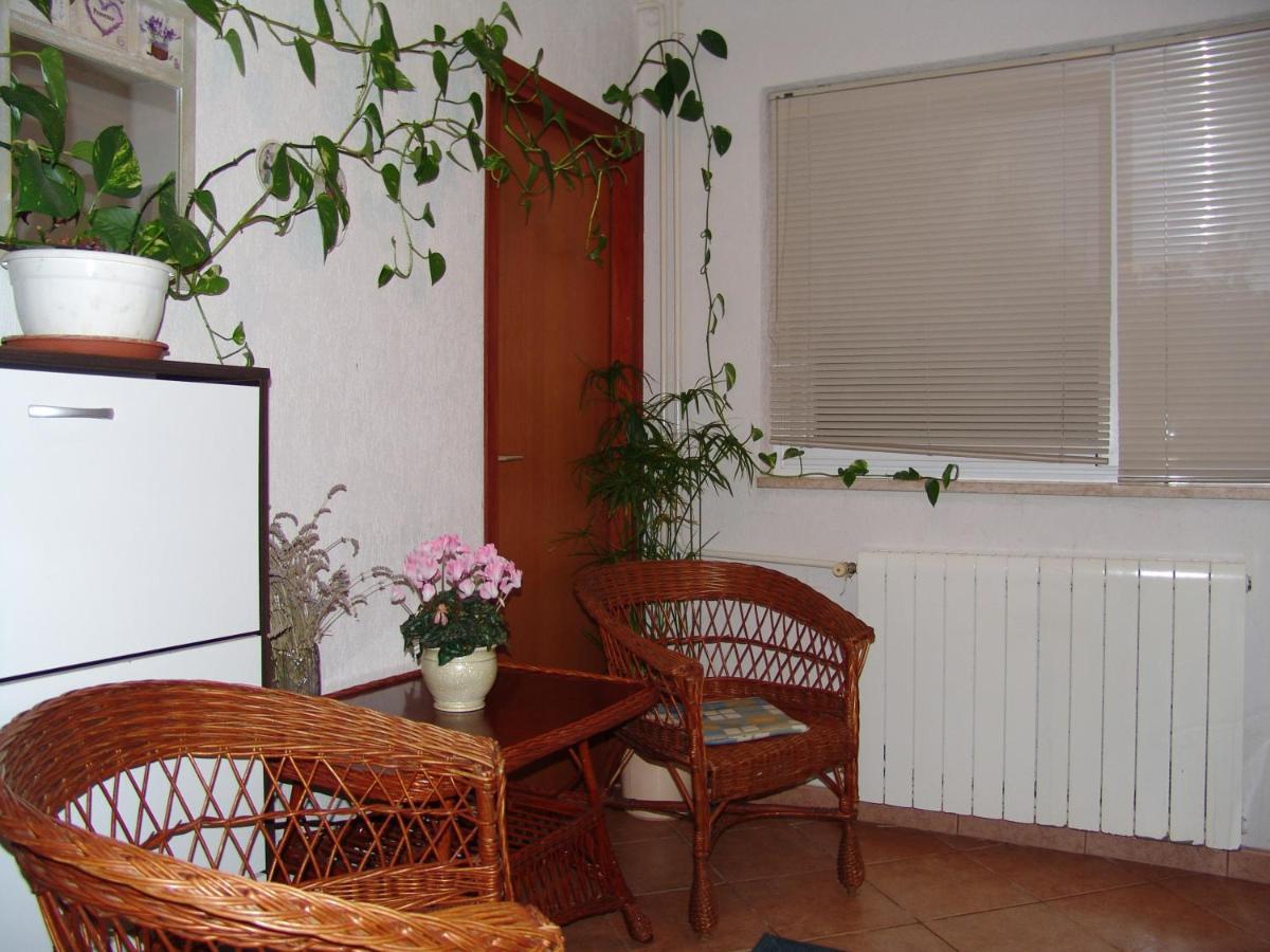 Apartments Bozica Krk Town Luaran gambar