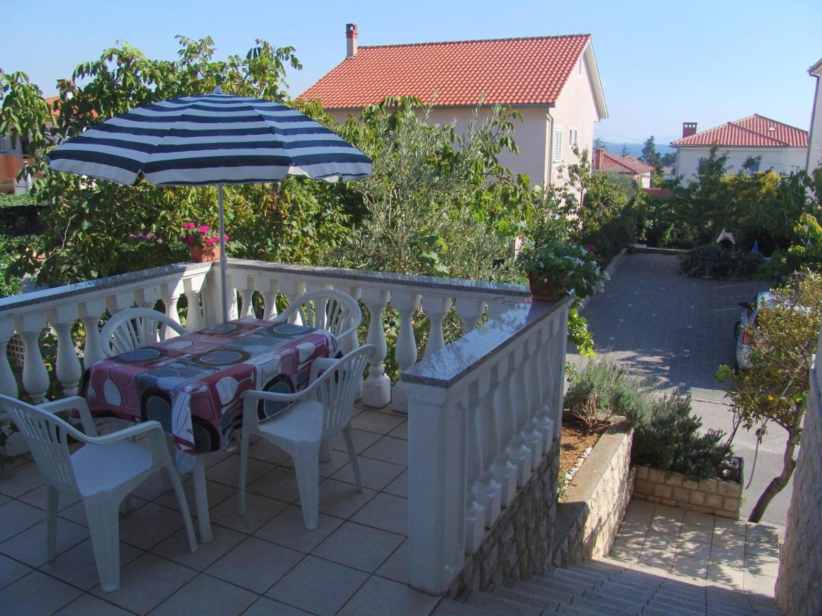 Apartments Bozica Krk Town Luaran gambar