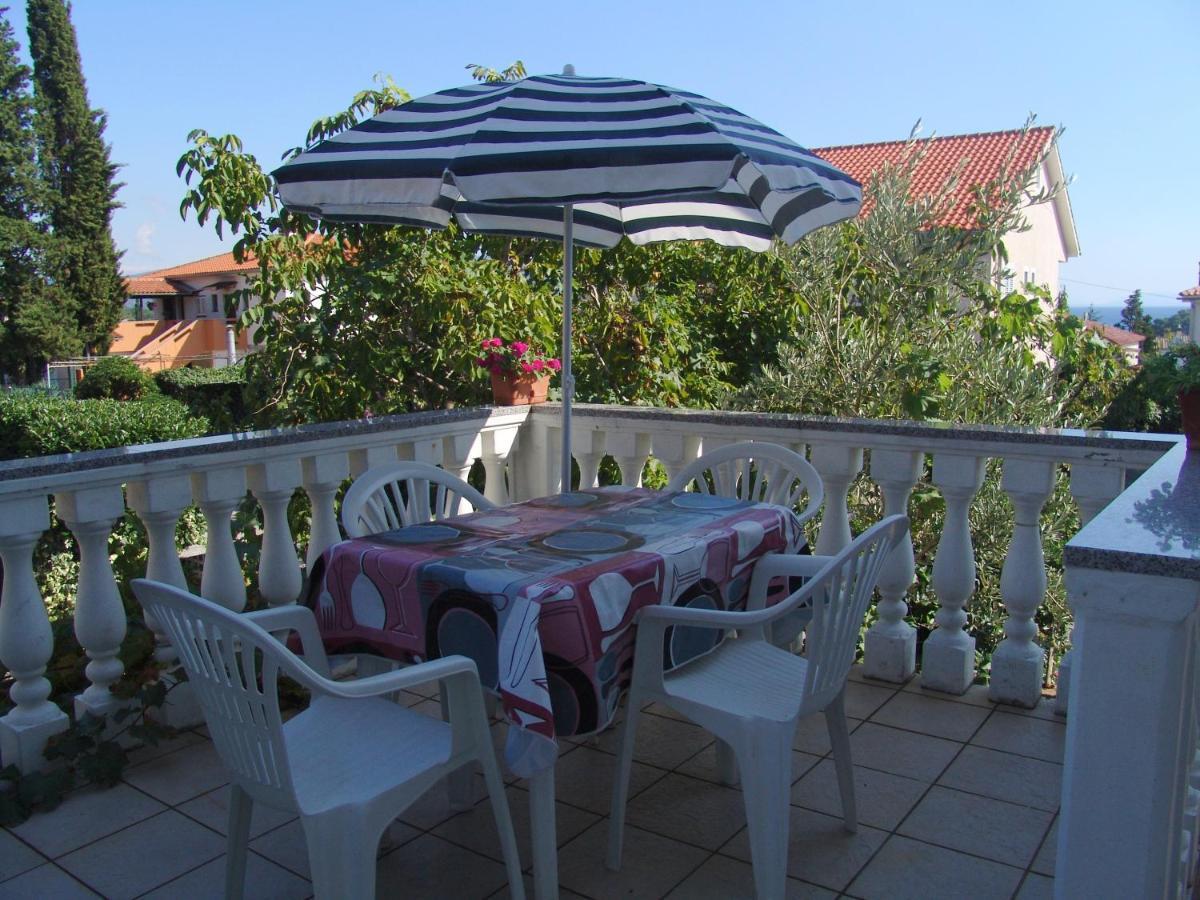 Apartments Bozica Krk Town Luaran gambar