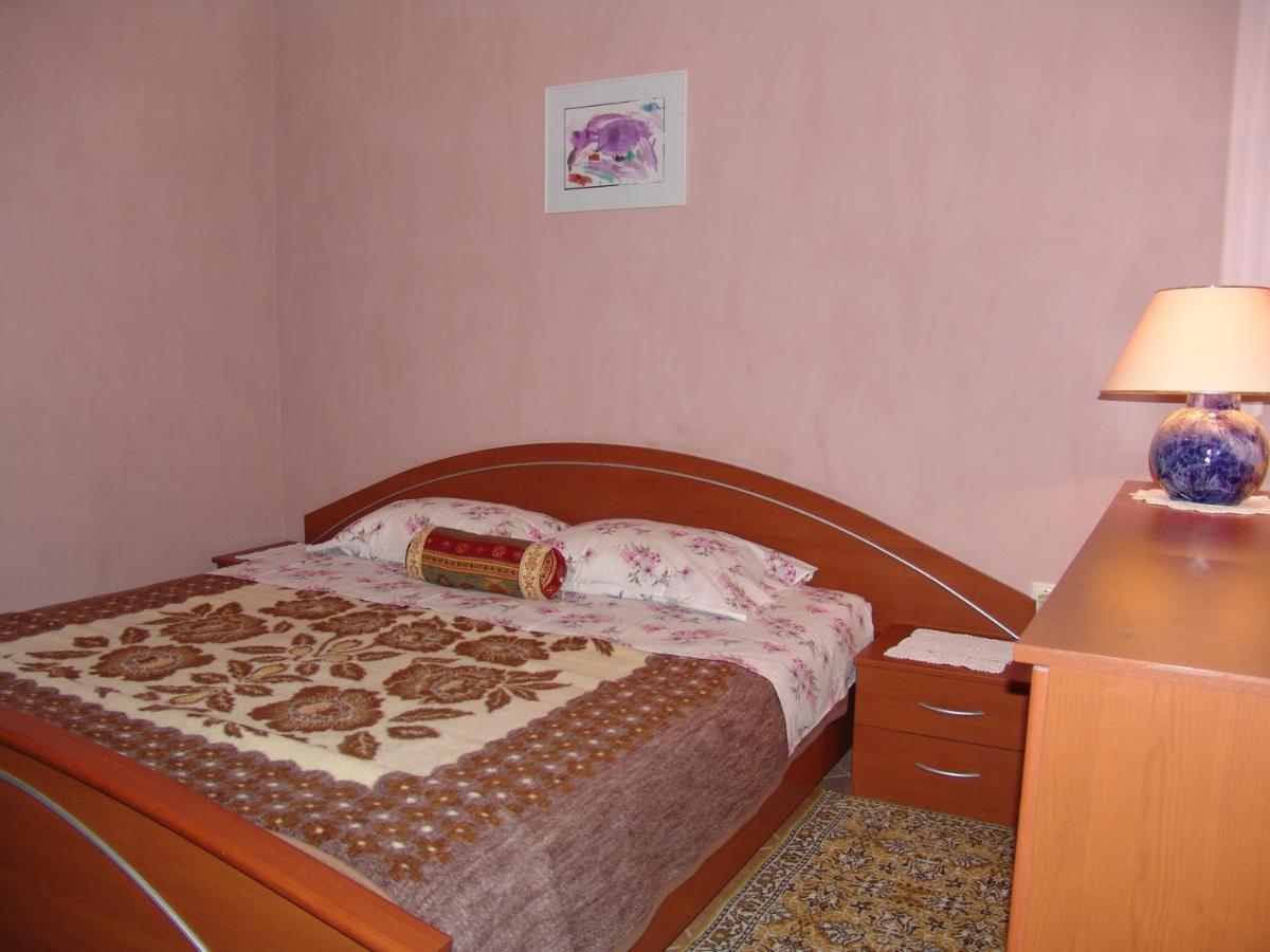Apartments Bozica Krk Town Luaran gambar