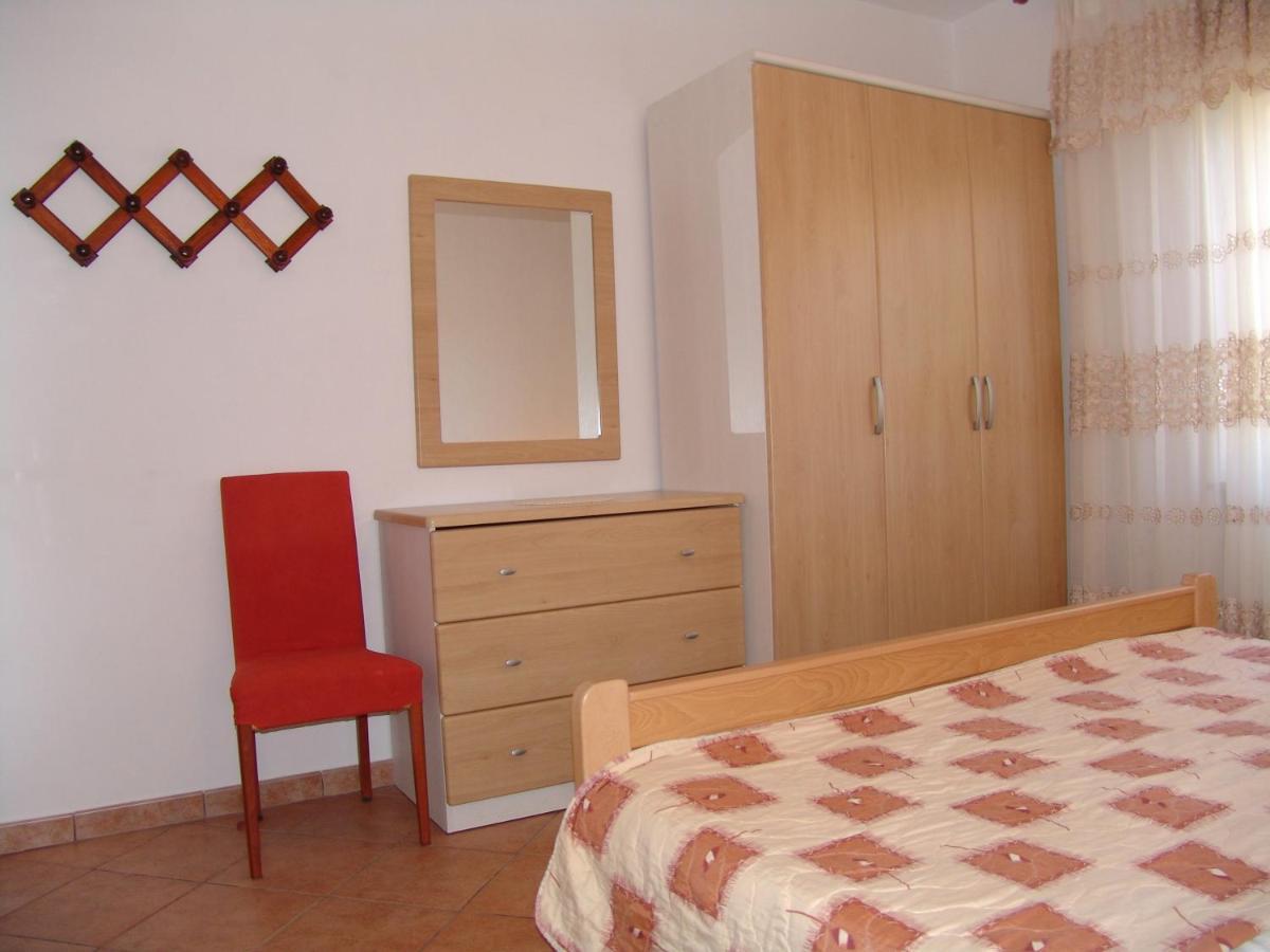 Apartments Bozica Krk Town Luaran gambar