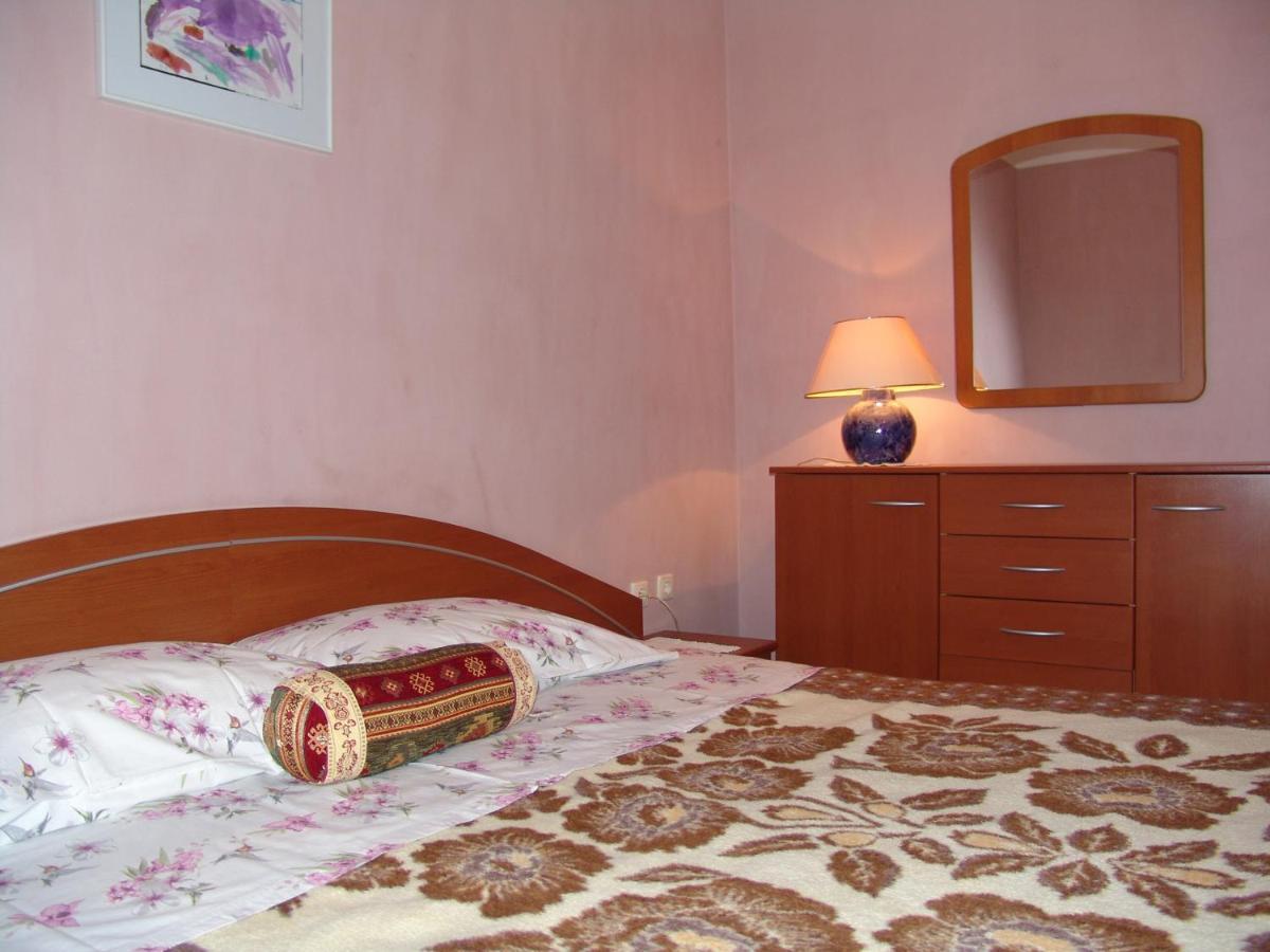 Apartments Bozica Krk Town Luaran gambar